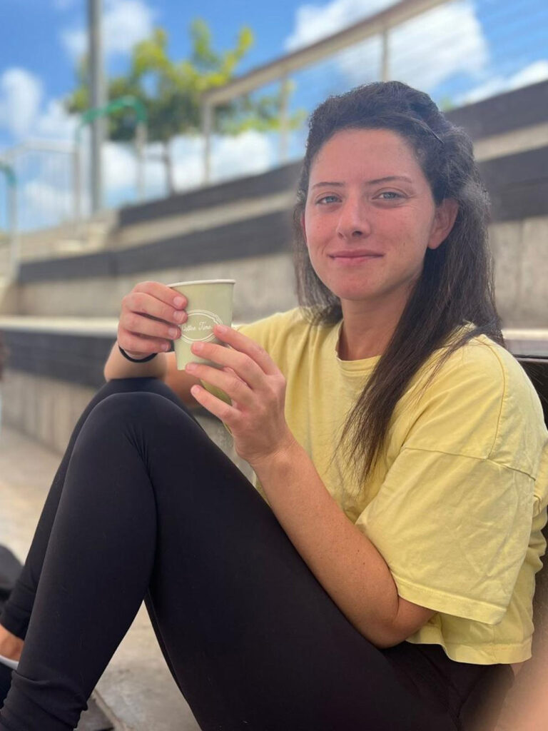 הילה מטפלת li cbt